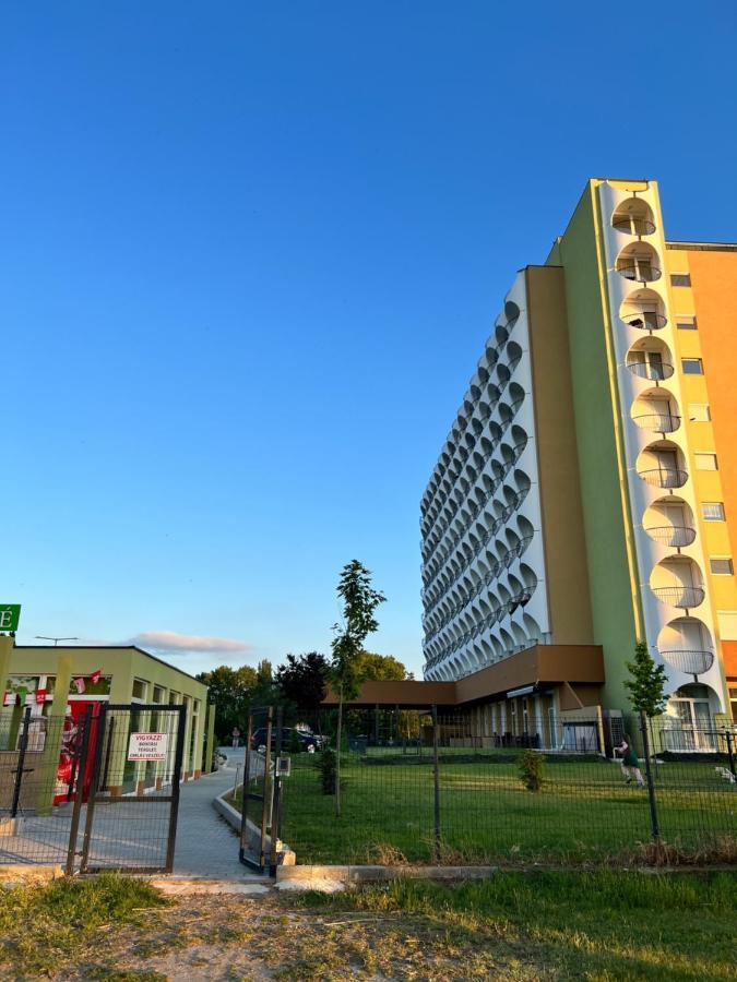 Seaforth Apartment Siófok Buitenkant foto